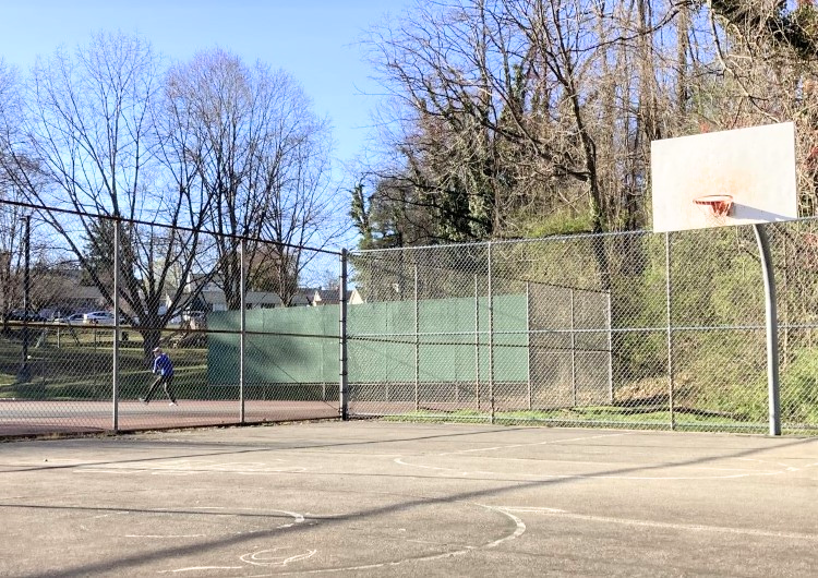 A photo of the basketball courts in Homestead Park, which will become pickleball courts