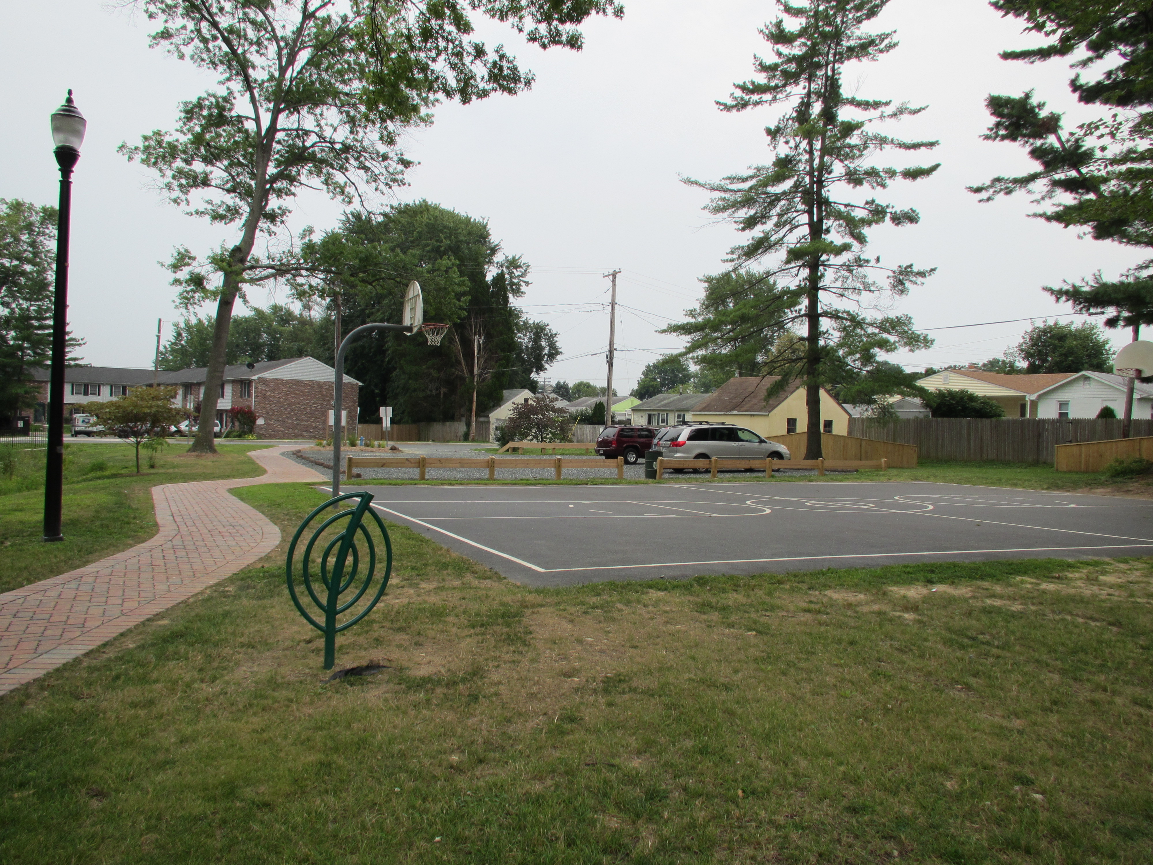 Plumtree Park Basketball Court